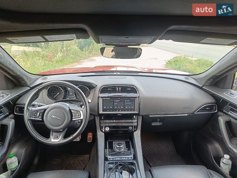 Позашляховик / Кросовер Jaguar F-Pace 2018 в Києві фото 5 Позашляховик / Кросовер Jaguar F-Pace 2018 в Києві