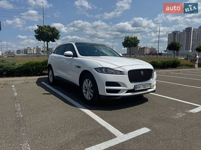 Внедорожник / Кроссовер Jaguar F-Pace 2017 в Киеве
