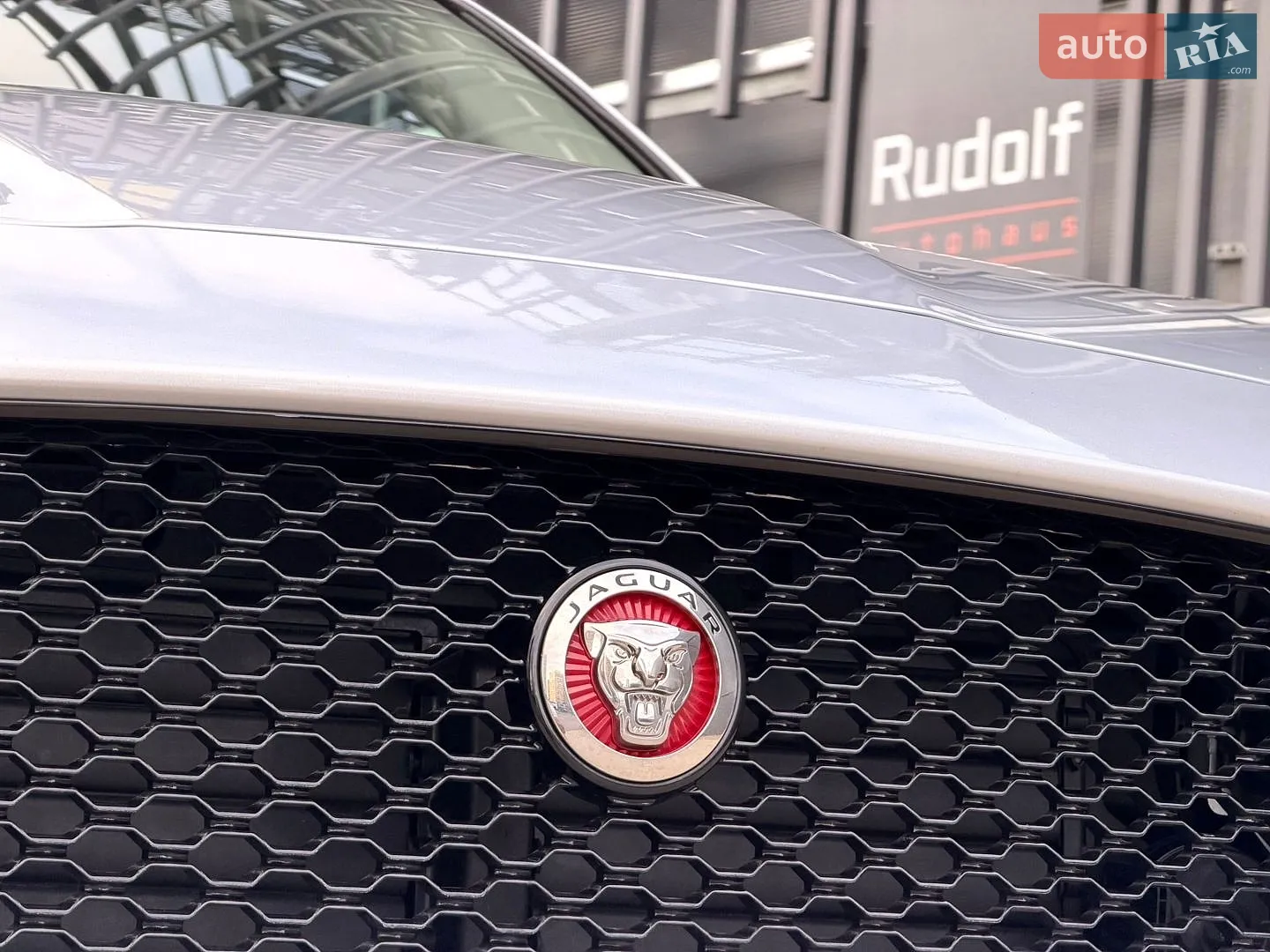 2017 Jaguar F-Pace - мініатюра 14