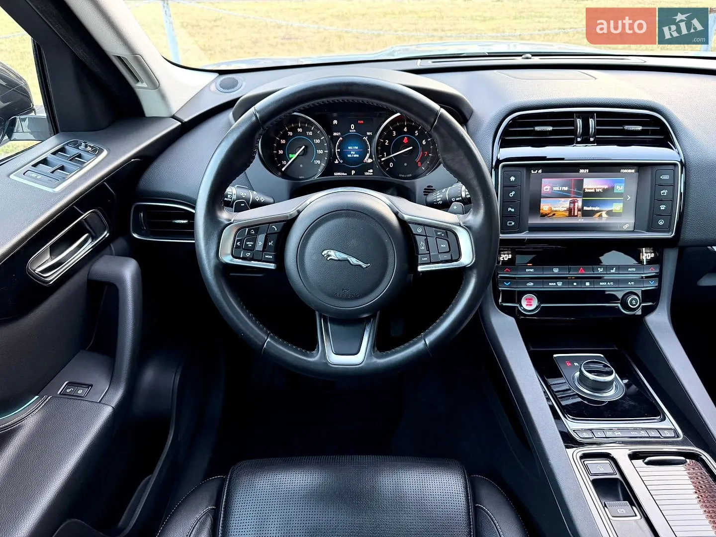 2017 Jaguar F-Pace - мініатюра 65