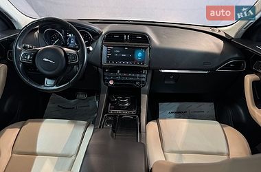 Внедорожник / Кроссовер Jaguar F-Pace 2018 в Одессе фото 13 Внедорожник / Кроссовер Jaguar F-Pace 2018 в Одессе