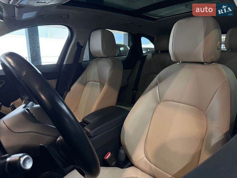 Внедорожник / Кроссовер Jaguar F-Pace 2018 в Одессе фото 18 Внедорожник / Кроссовер Jaguar F-Pace 2018 в Одессе