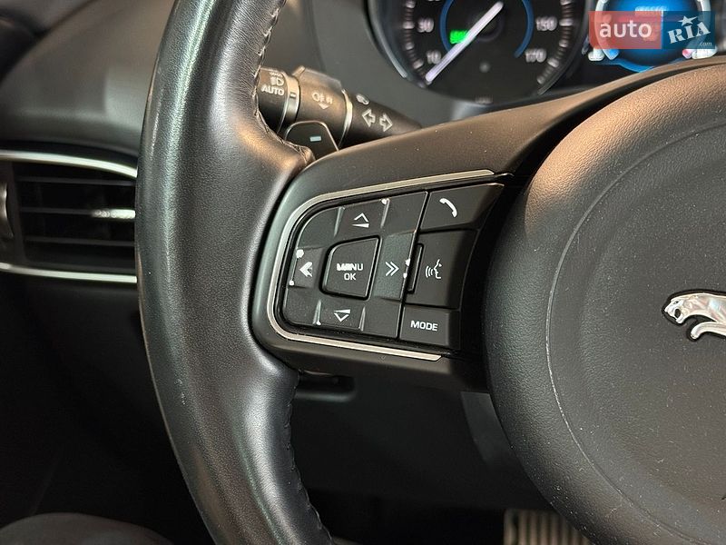 Внедорожник / Кроссовер Jaguar F-Pace 2018 в Одессе фото 21 Внедорожник / Кроссовер Jaguar F-Pace 2018 в Одессе