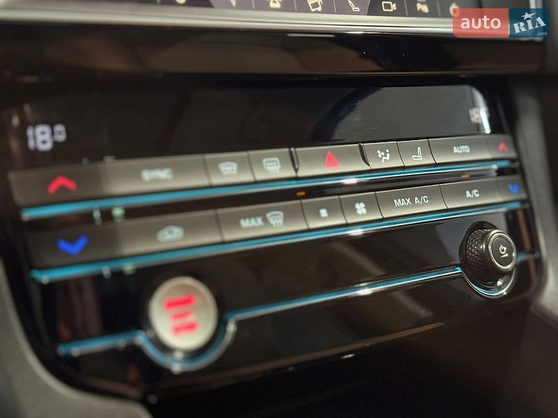 Внедорожник / Кроссовер Jaguar F-Pace 2018 в Одессе фото 23 Внедорожник / Кроссовер Jaguar F-Pace 2018 в Одессе