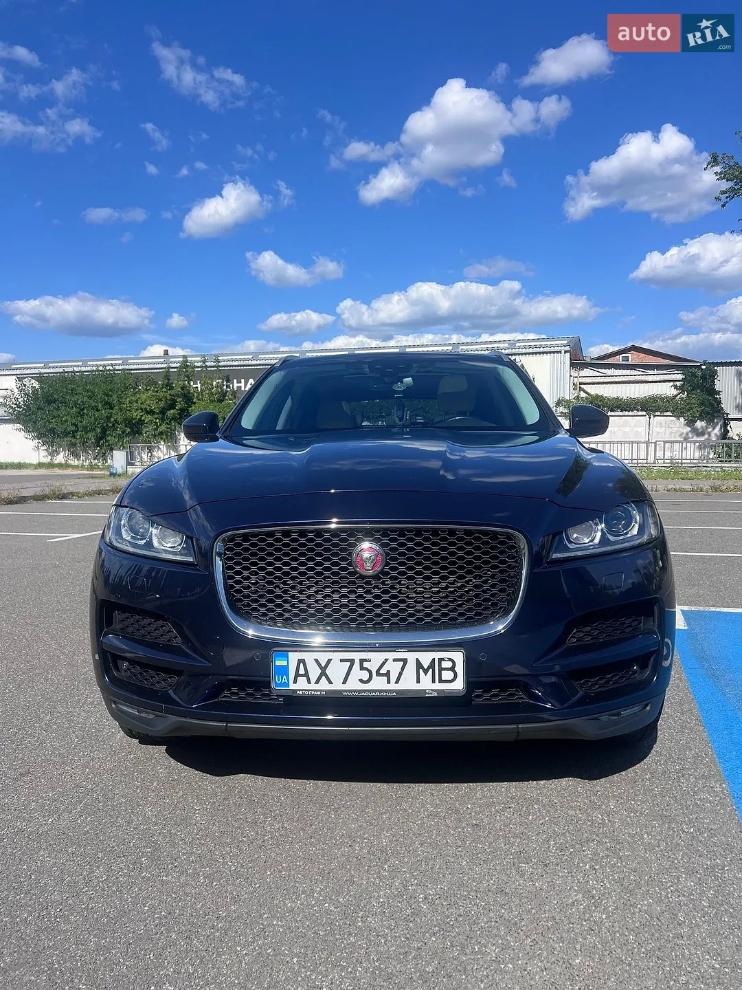 2017 Jaguar F-Pace - мініатюра 2