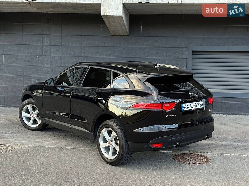 Позашляховик / Кросовер Jaguar F-Pace 2017 в Києві