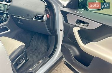 Внедорожник / Кроссовер Jaguar F-Pace 2017 в Ровно фото 30 Внедорожник / Кроссовер Jaguar F-Pace 2017 в Ровно