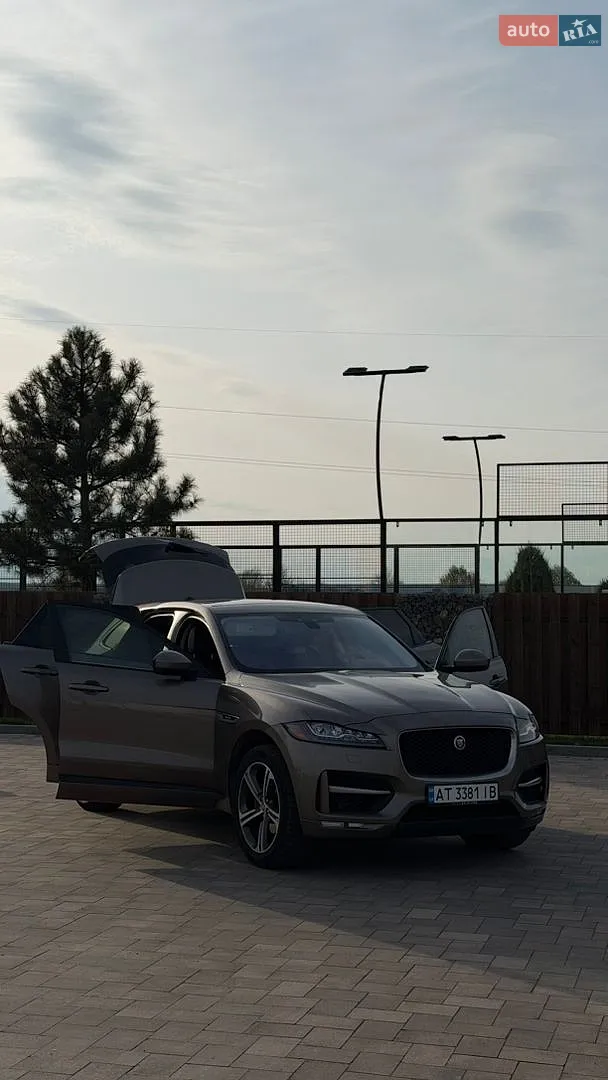 2016 Jaguar F-Pace - мініатюра 4