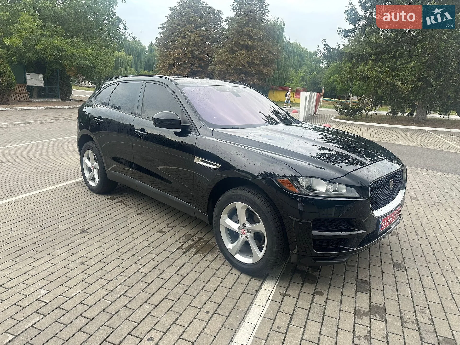 2016 Jaguar F-Pace - мініатюра 3