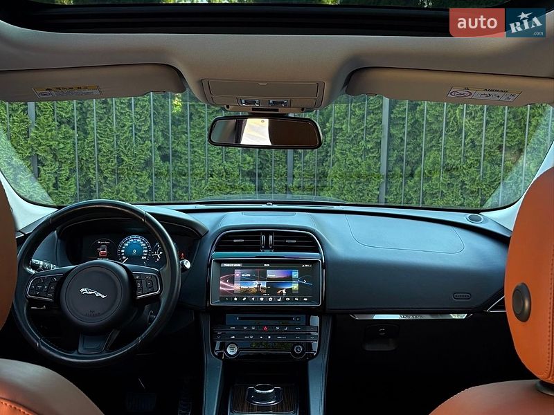 Внедорожник / Кроссовер Jaguar F-Pace 2016 в Одессе