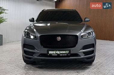 Внедорожник / Кроссовер Jaguar F-Pace 2016 в Киеве