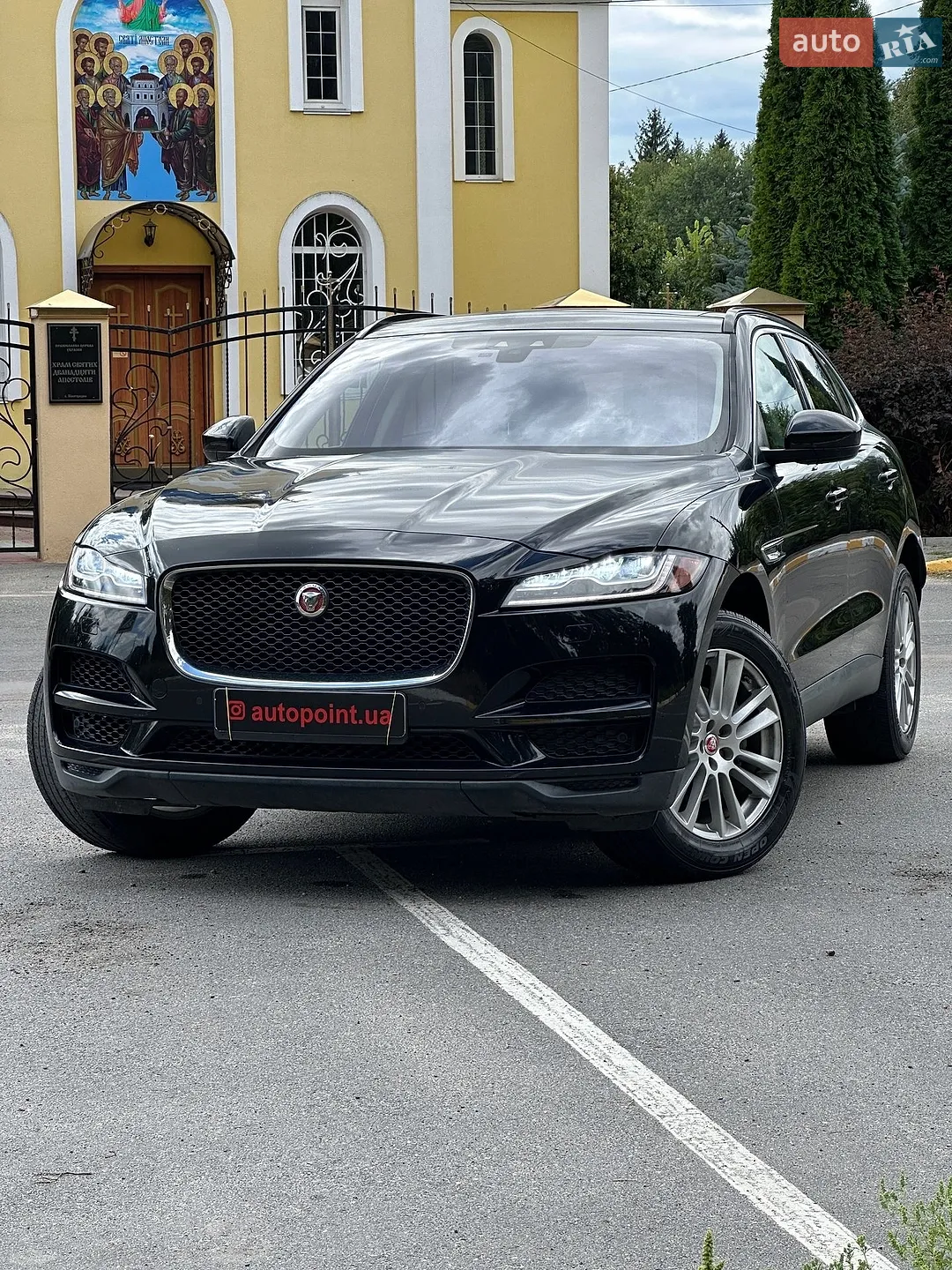 2016 Jaguar F-Pace - фото 1