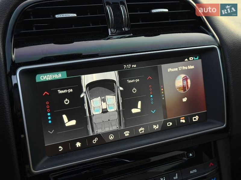 Внедорожник / Кроссовер Jaguar F-Pace 2016 в Киеве