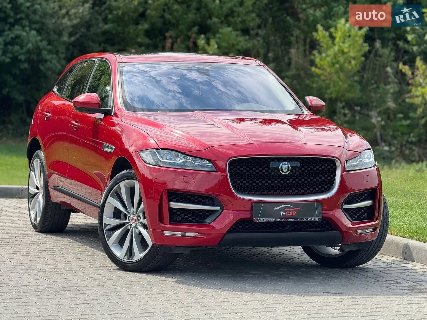 2018 Jaguar F-Pace - мініатюра 3