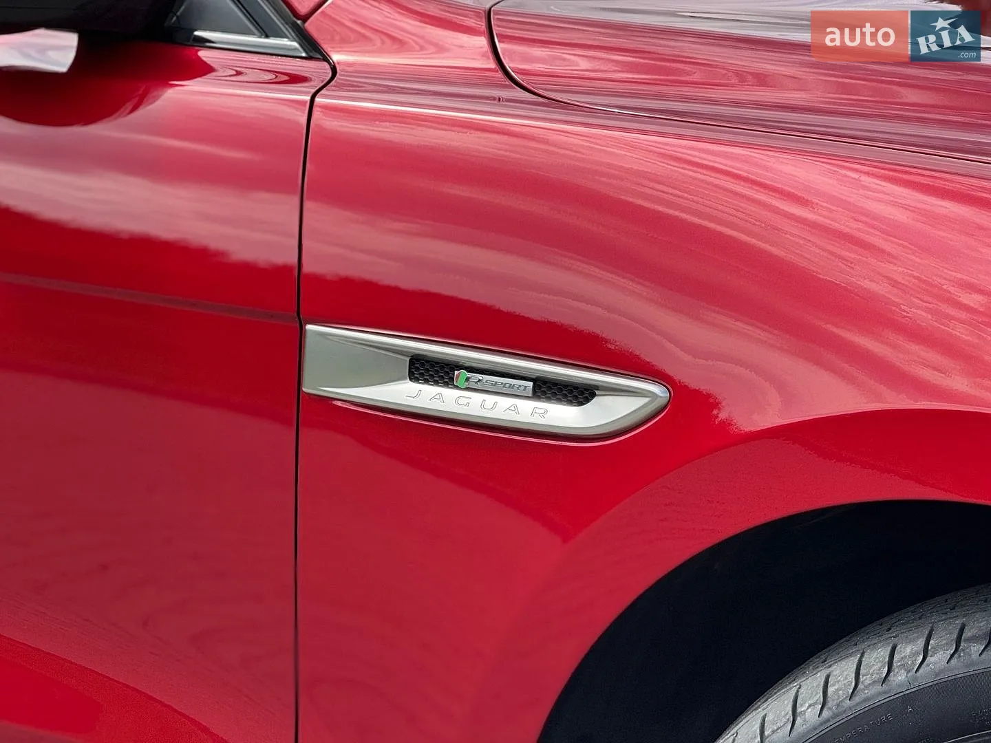 2018 Jaguar F-Pace - мініатюра 8