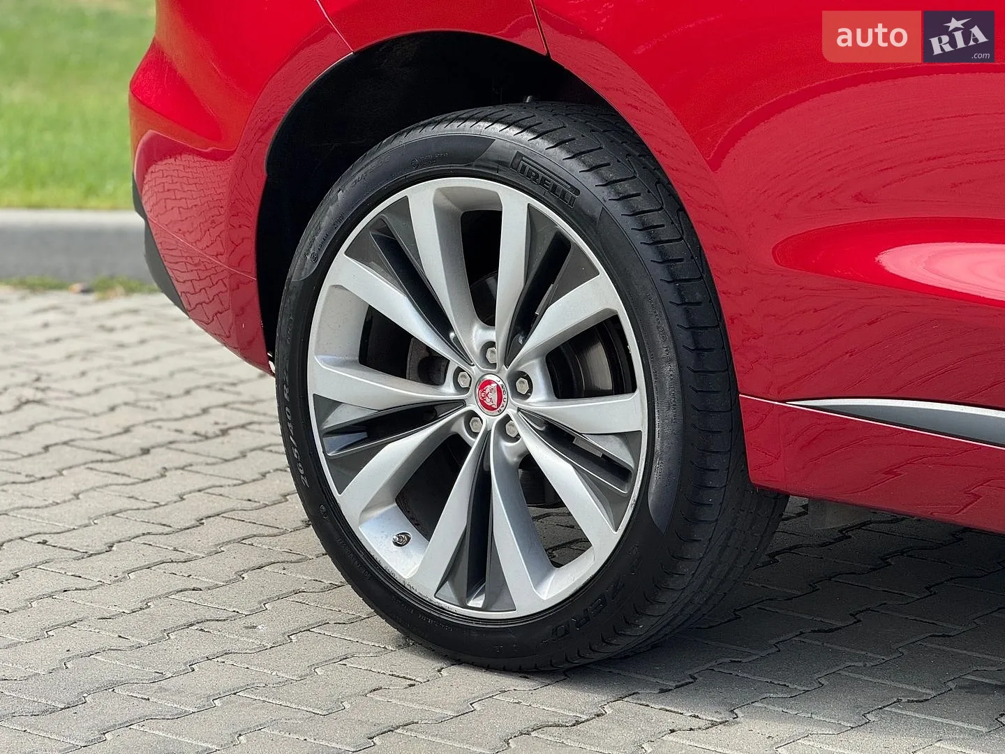 2018 Jaguar F-Pace - мініатюра 24
