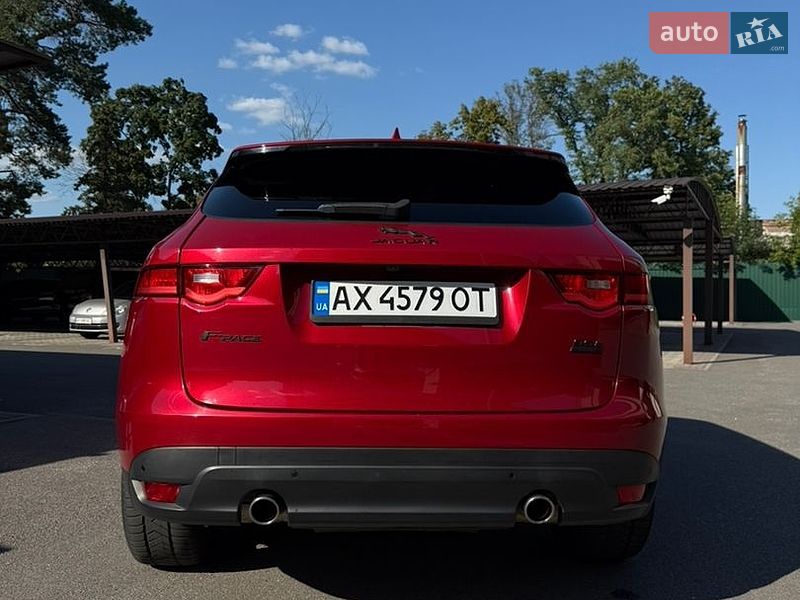Внедорожник / Кроссовер Jaguar F-Pace 2016 в Харькове