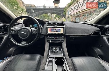 Позашляховик / Кросовер Jaguar F-Pace 2016 в Одесі