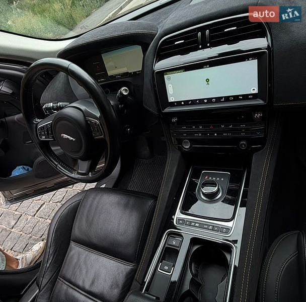Позашляховик / Кросовер Jaguar F-Pace 2016 в Одесі