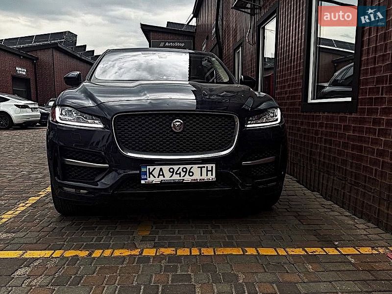 Jaguar F-Pace 2016