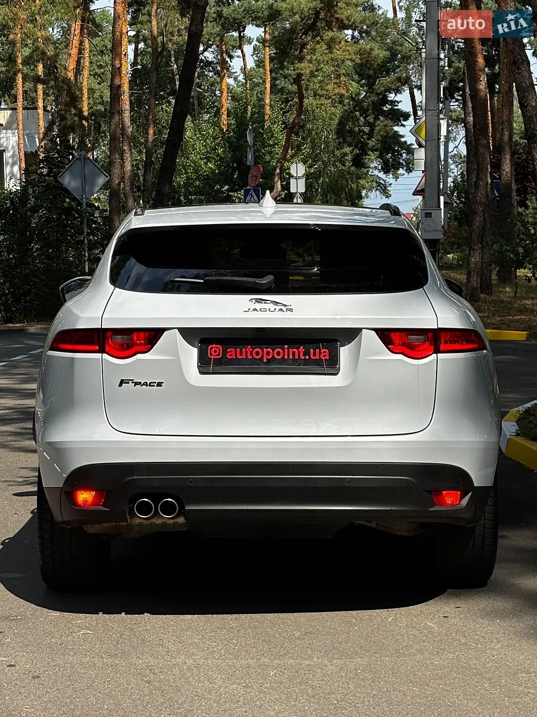 2016 Jaguar F-Pace - мініатюра 15