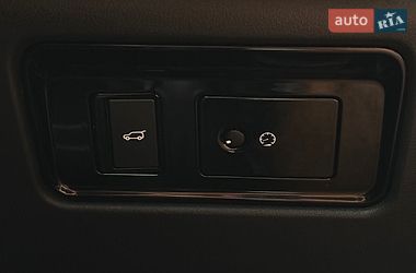 Внедорожник / Кроссовер Jaguar F-Pace 2016 в Белогородке