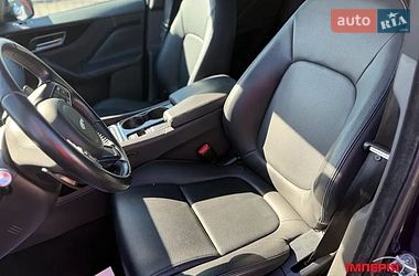 Позашляховик / Кросовер Jaguar F-Pace 2016 в Києві