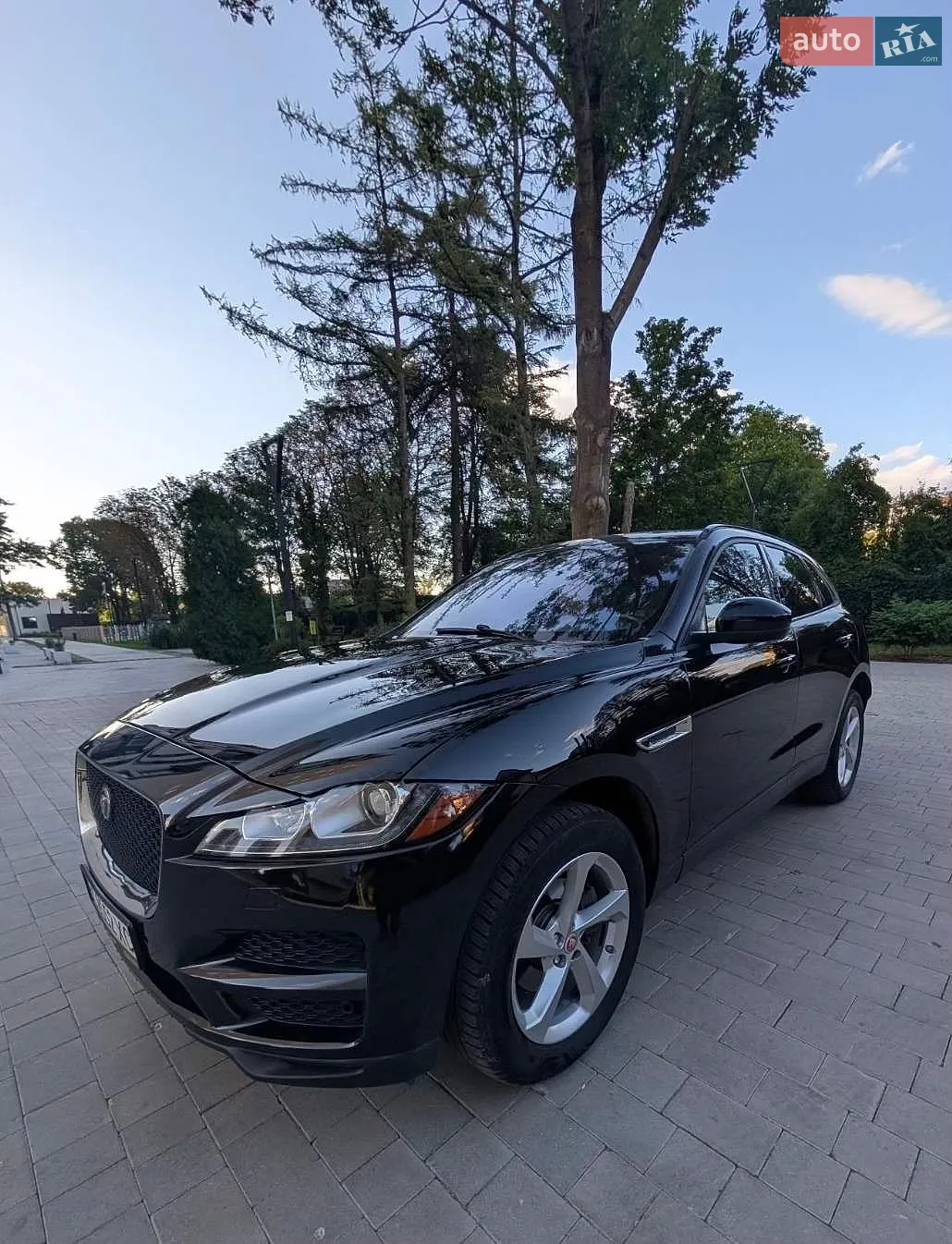 2017 Jaguar F-Pace - мініатюра 5