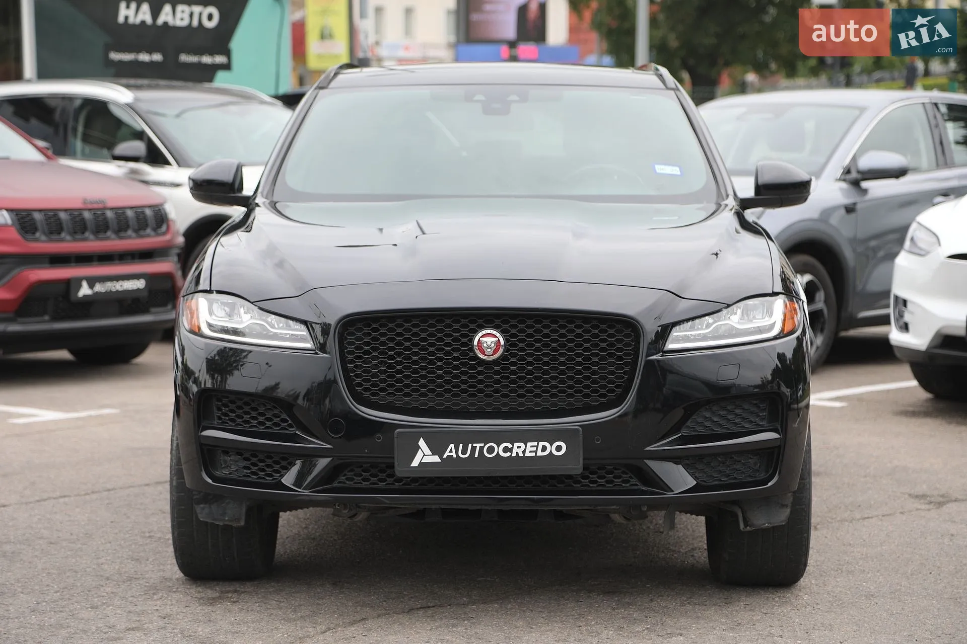 2018 Jaguar F-Pace - мініатюра 2