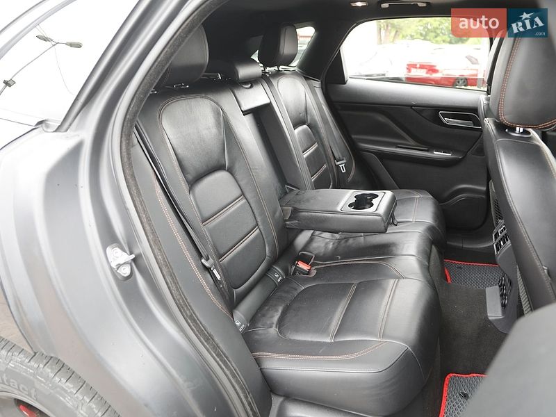 Внедорожник / Кроссовер Jaguar F-Pace 2018 в Харькове