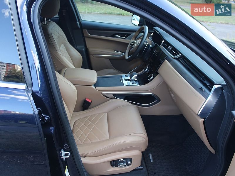 Внедорожник / Кроссовер Jaguar F-Pace 2022 в Ровно