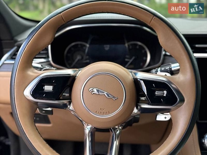 Внедорожник / Кроссовер Jaguar F-Pace 2022 в Ровно