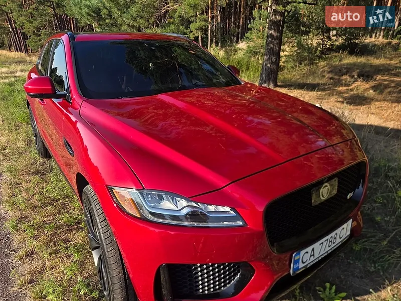 Jaguar F-Pace