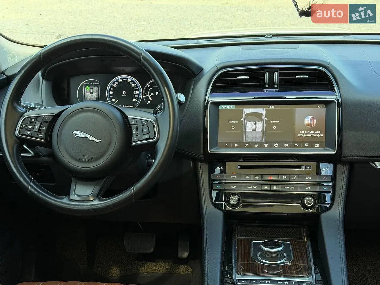 2016 Jaguar F-Pace - мініатюра 11