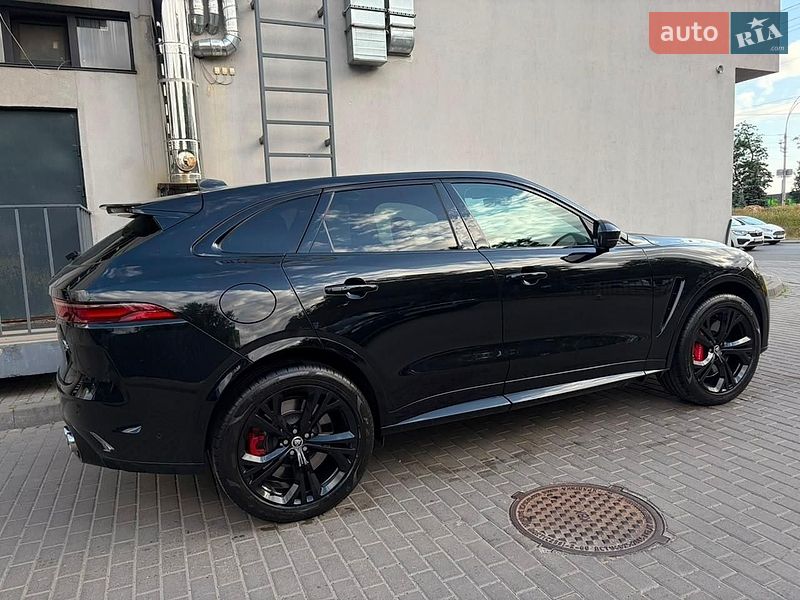 Позашляховик / Кросовер Jaguar F-Pace 2023 в Києві