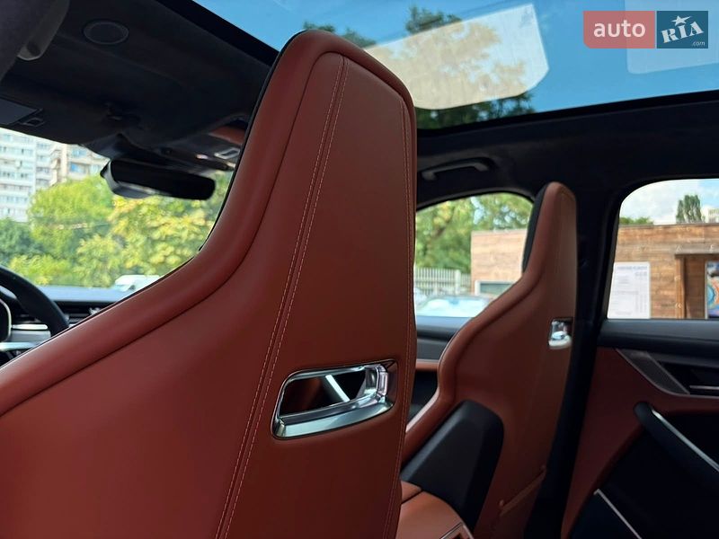 Позашляховик / Кросовер Jaguar F-Pace 2023 в Києві