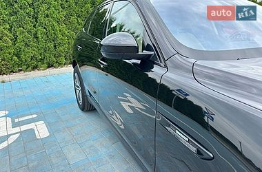 Внедорожник / Кроссовер Jaguar F-Pace 2020 в Луцке