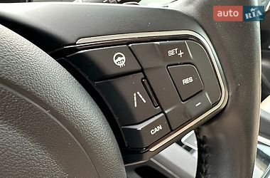 Внедорожник / Кроссовер Jaguar F-Pace 2020 в Луцке