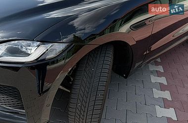 Внедорожник / Кроссовер Jaguar F-Pace 2024 в Ирпене