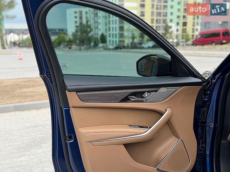 Позашляховик / Кросовер Jaguar F-Pace 2021 в Рівному