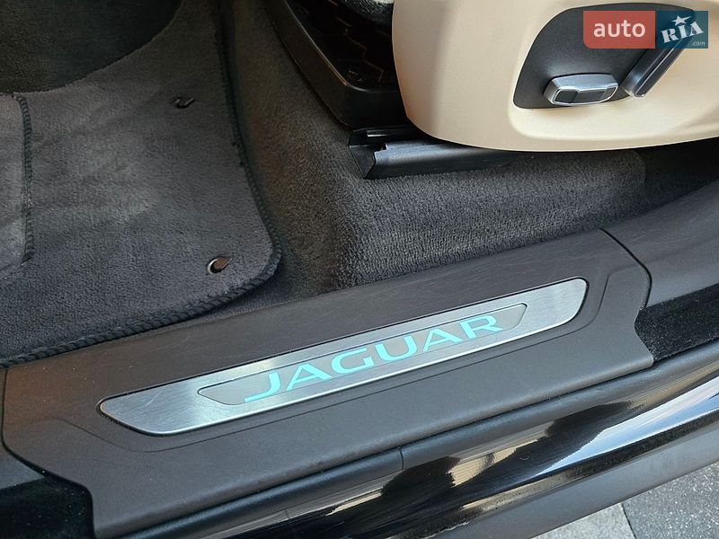 Внедорожник / Кроссовер Jaguar F-Pace 2020 в Ивано-Франковске