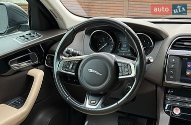 Позашляховик / Кросовер Jaguar F-Pace 2016 в Одесі