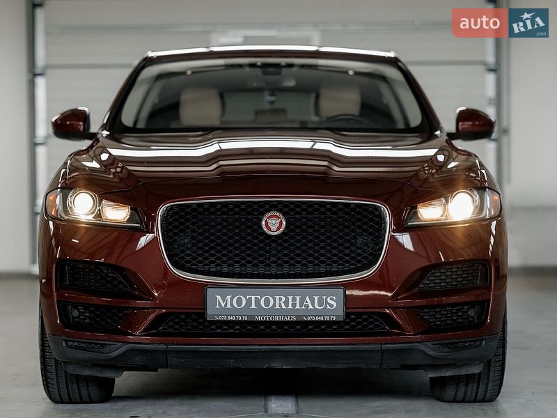 Позашляховик / Кросовер Jaguar F-Pace 2016 в Чернівцях