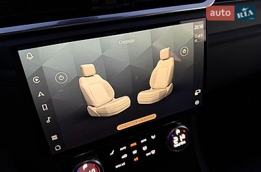 Позашляховик / Кросовер Jaguar F-Pace 2021 в Києві