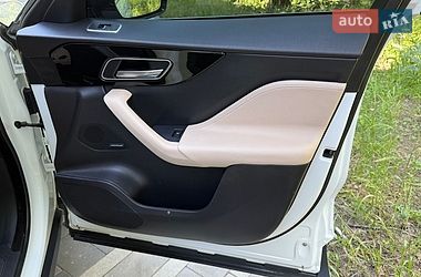Позашляховик / Кросовер Jaguar F-Pace 2019 в Тернополі