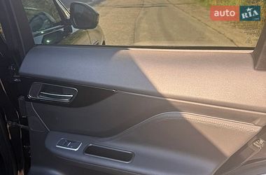 Внедорожник / Кроссовер Jaguar F-Pace 2016 в Киеве фото 20 Внедорожник / Кроссовер Jaguar F-Pace 2016 в Киеве
