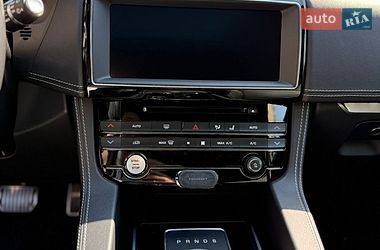 Внедорожник / Кроссовер Jaguar F-Pace 2017 в Днепре