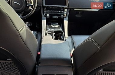 Внедорожник / Кроссовер Jaguar F-Pace 2017 в Днепре