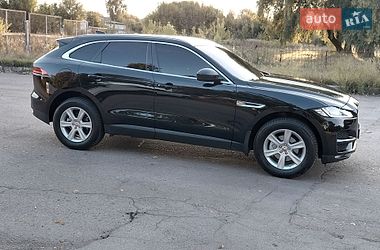 Внедорожник / Кроссовер Jaguar F-Pace 2016 в Чернигове