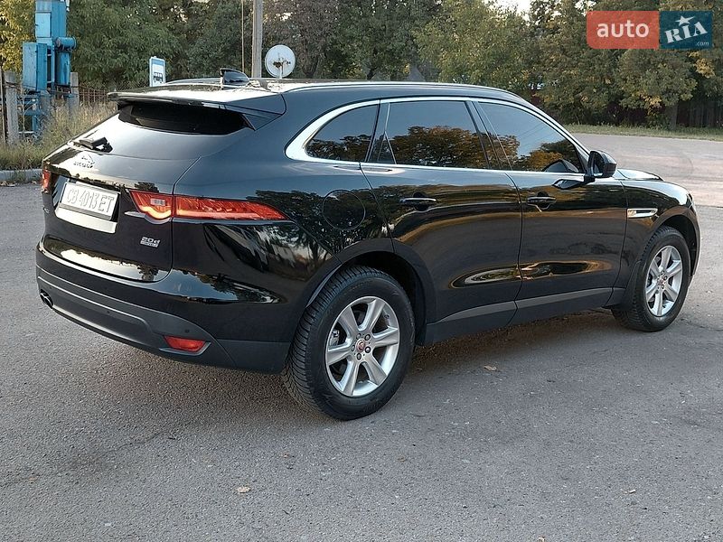 Внедорожник / Кроссовер Jaguar F-Pace 2016 в Чернигове